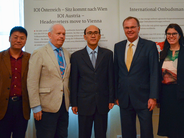 Ombudsman Günther Kräuter with Professor Xigen Wang, Gerd Kaminski, Xiaowei Gui and Ulrike Grieshofer