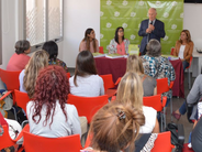 Presentación del libro "Abriendo Sentidos"