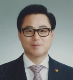 korea seoul-om yong-hak-joo mai-2022