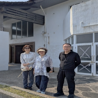 Los miembros que llevaron a cabo la inspecci&oacute;n de campo e investigaci&oacute;n en el Centro de Visitantes del Complejo Tur&iacute;stico Zhaori de la Isla Verde. (22 de abril de 2026)