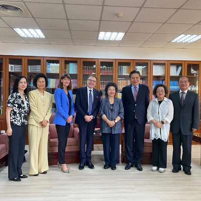 President Field and his Chief of Staff with the Control Yuan President, Vice President and Members of the Control Yuan