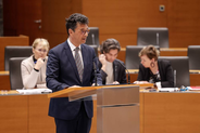 Peter Svetina presents Special Report