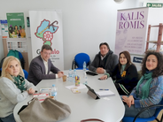 El Defensor del Pueblo se runió con la Federación de Asociaciones Gitanas de Navarra