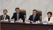 CY Vice President Lee Hung-chun (2nd left) briefs oversight outcomes at the EY inspection meeting