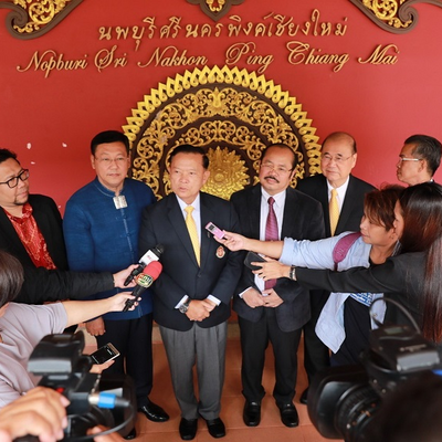 Talking to the press