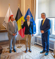 M Lagasse emprunte serment en tant que nouveau Médiateur