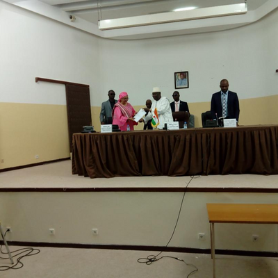 Double cérémonie de remise des cahiers de charges