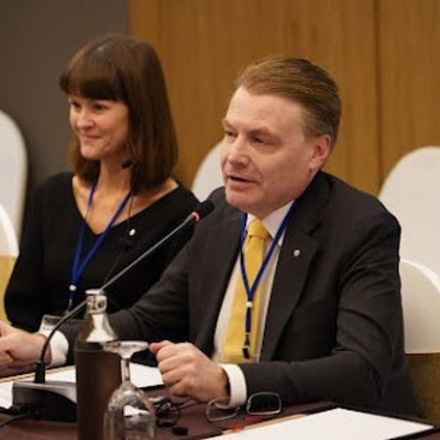 Chief of Staff to the IOI President, Rebecca Poole and IOI President, Chris Field PSM.