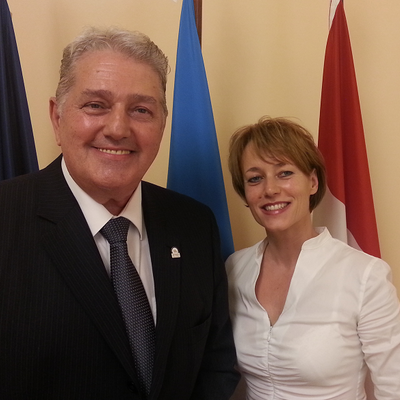 S.E. Karin Proidl (Embajadora de Austria) con Dr. Bistoletti