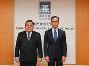 The Commissioner Against Corruption, Chan Tsz King, meeting with the Consul of the Legal Affairs Section of the Consulate General of the Republic of Indonesia in Hong Kong, Raymond Ali