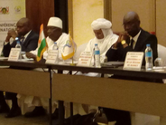 Le 1er Ministre Brigi Rafini, des Médiateurs et le représentant de l’UEMOA