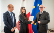 Ms Jodie Mary Farrugia receives Ombudsman Prize in Law