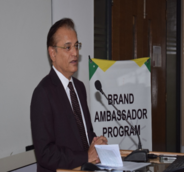 Mr Sohail Rajput addresses students at the IBA University Karachi