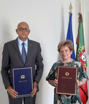 The Ombudsmen of Portugal and Cape Verde, Maria Lúcia Amaral and José Carlos Delgado, signed a Cooperation Protocol