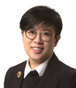 korea om-siheung-city jee-young-rim dec-2020