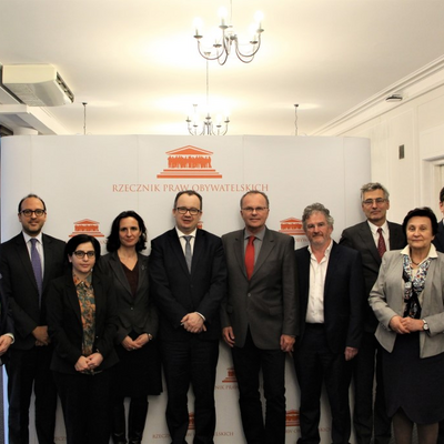 Participants at the meeting to support Dr. Bodnar