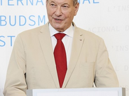 Dr. Peter Kostelka