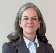 Mme Kelly Burke, la commissaire aux langues officielles du Canada